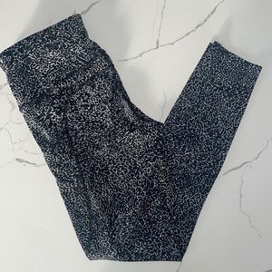 🍋🍋Lululemon fast and free leggings size 4